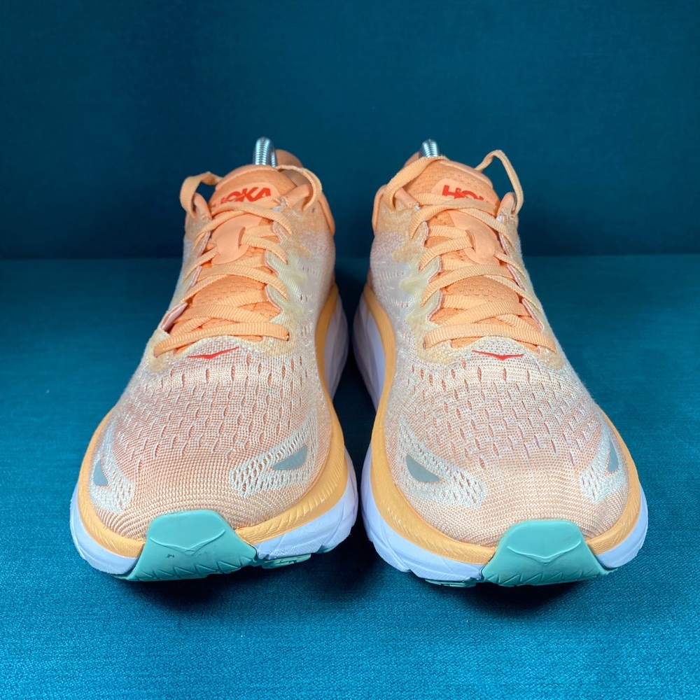 Size 9 - Women’s Hoka One Clifton 8 peach shoes - Picture 4 of 9